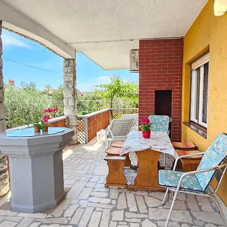 Rudolf Apartman Krk Town